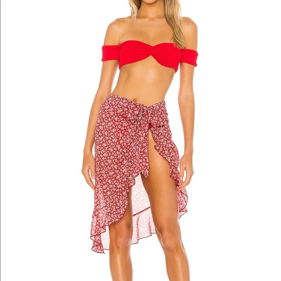Sarong - Picture 1 of 3